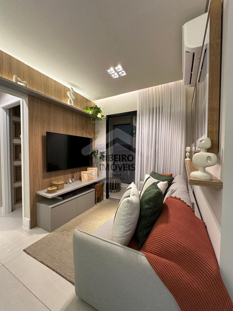 5c284b72-c8c8-46a9-9525-b71b38136c38