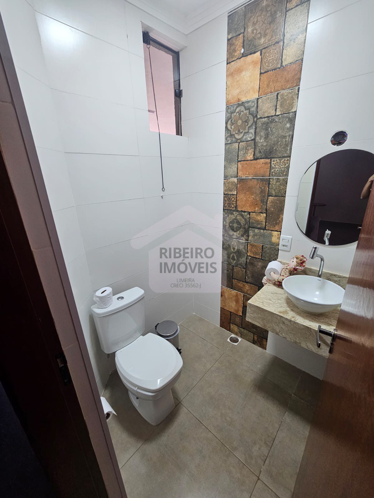 bdc580b9-71b0-44ae-96dc-7dceb4f4f431