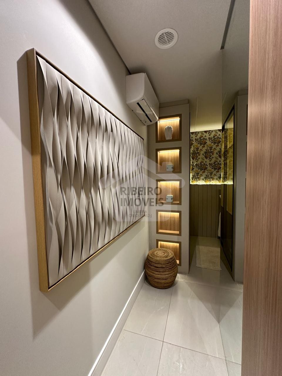 d1f68b95-fda1-4456-bca0-46d7bb53beec