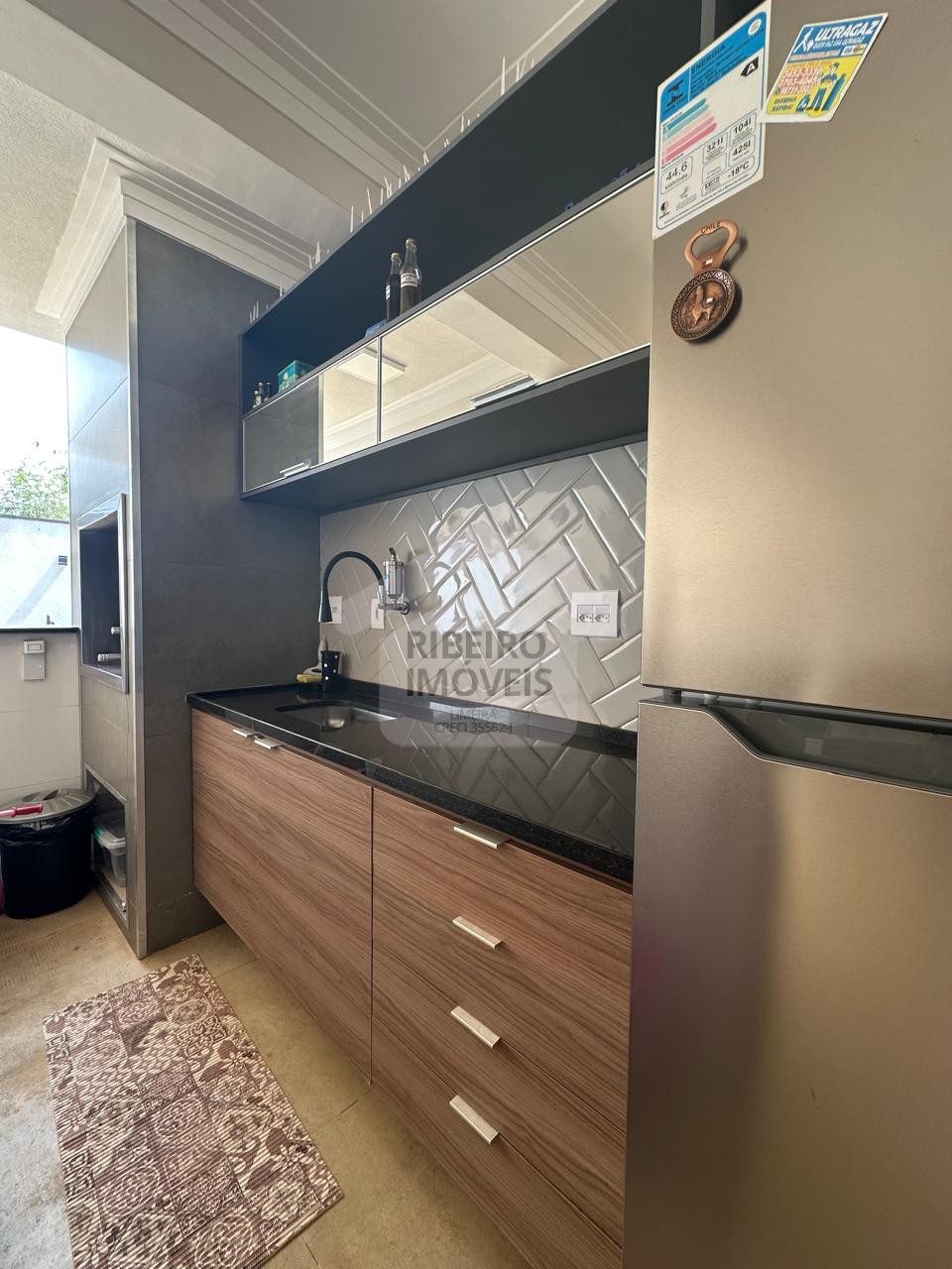 0f906647-6269-4823-b111-07e8bc0c6b6d