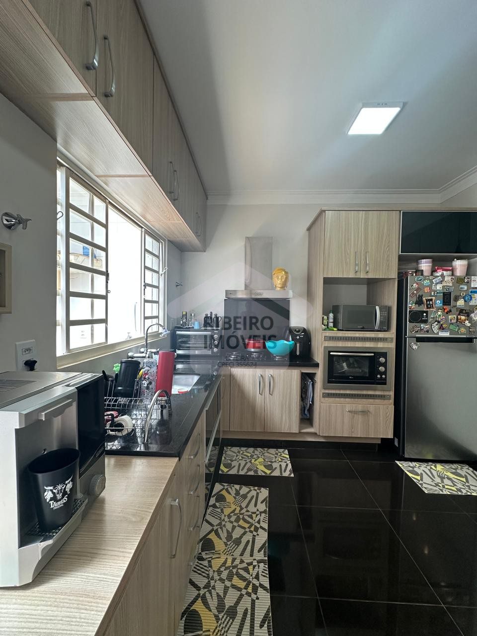 585dce8b-7d76-4b01-9084-76eb1ffc3aba