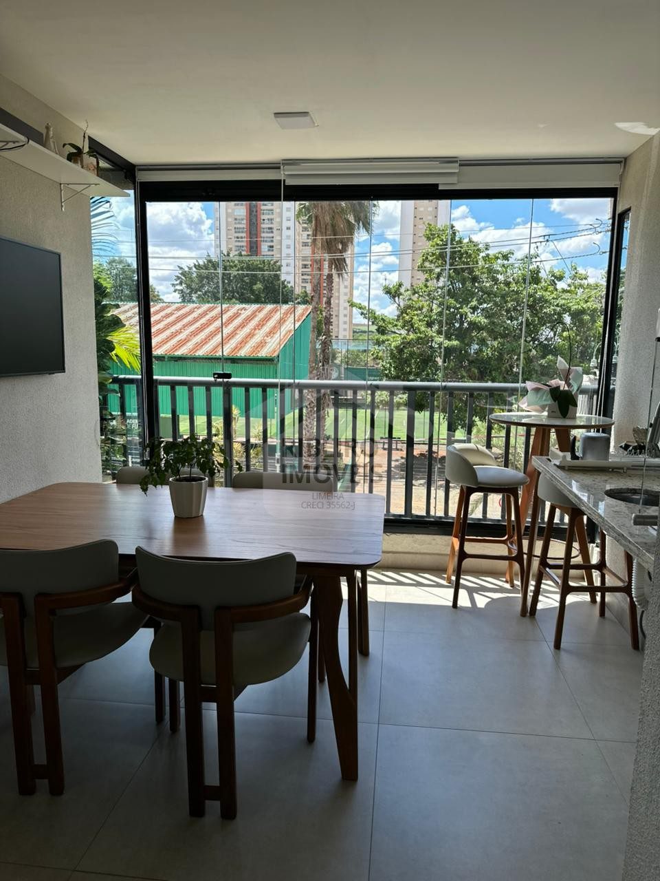 6378387f-07e4-49d8-b3a2-3d44919d7823