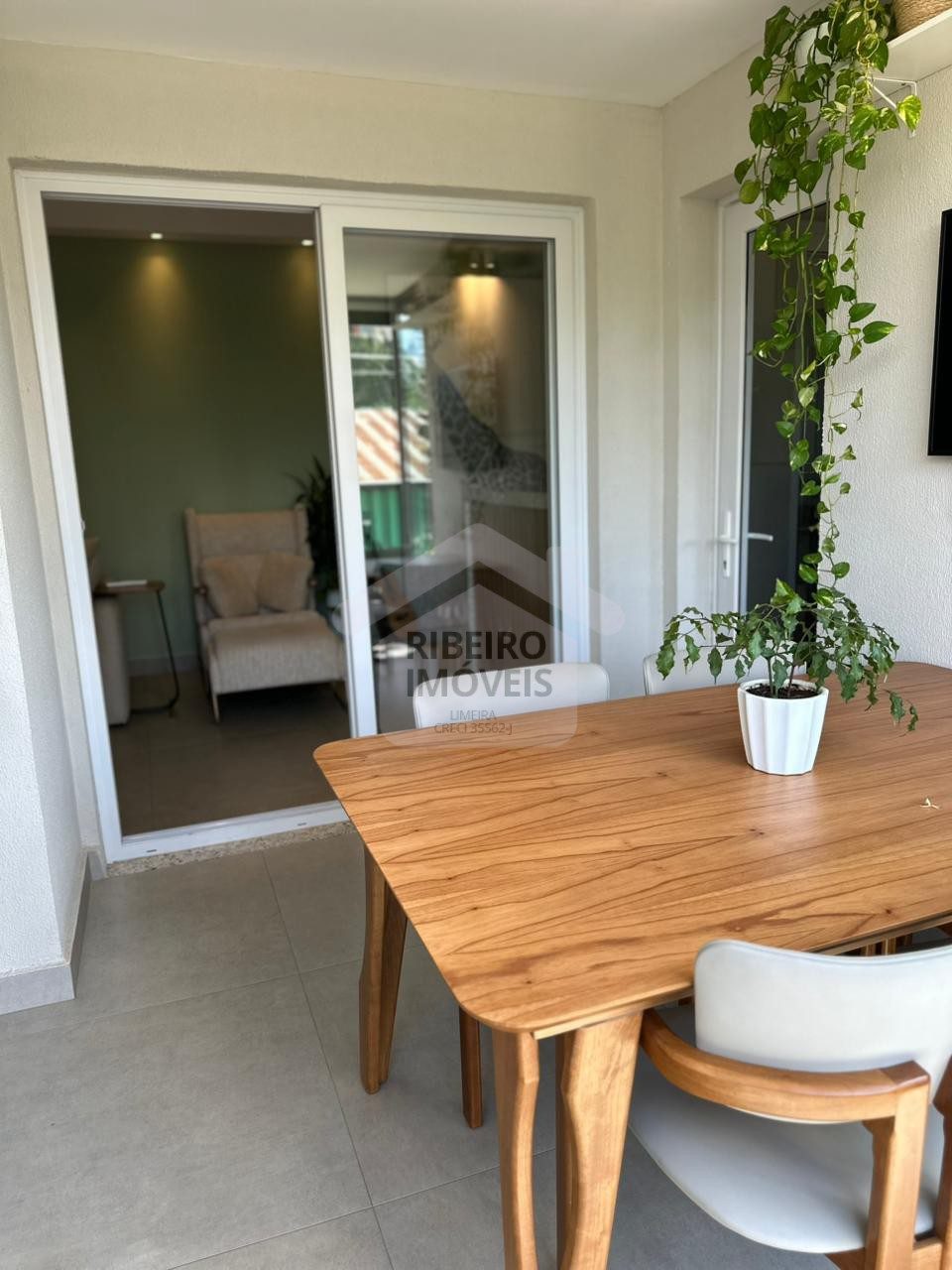 ea1de0d9-e600-4c6e-a763-0d4bb0d4a953