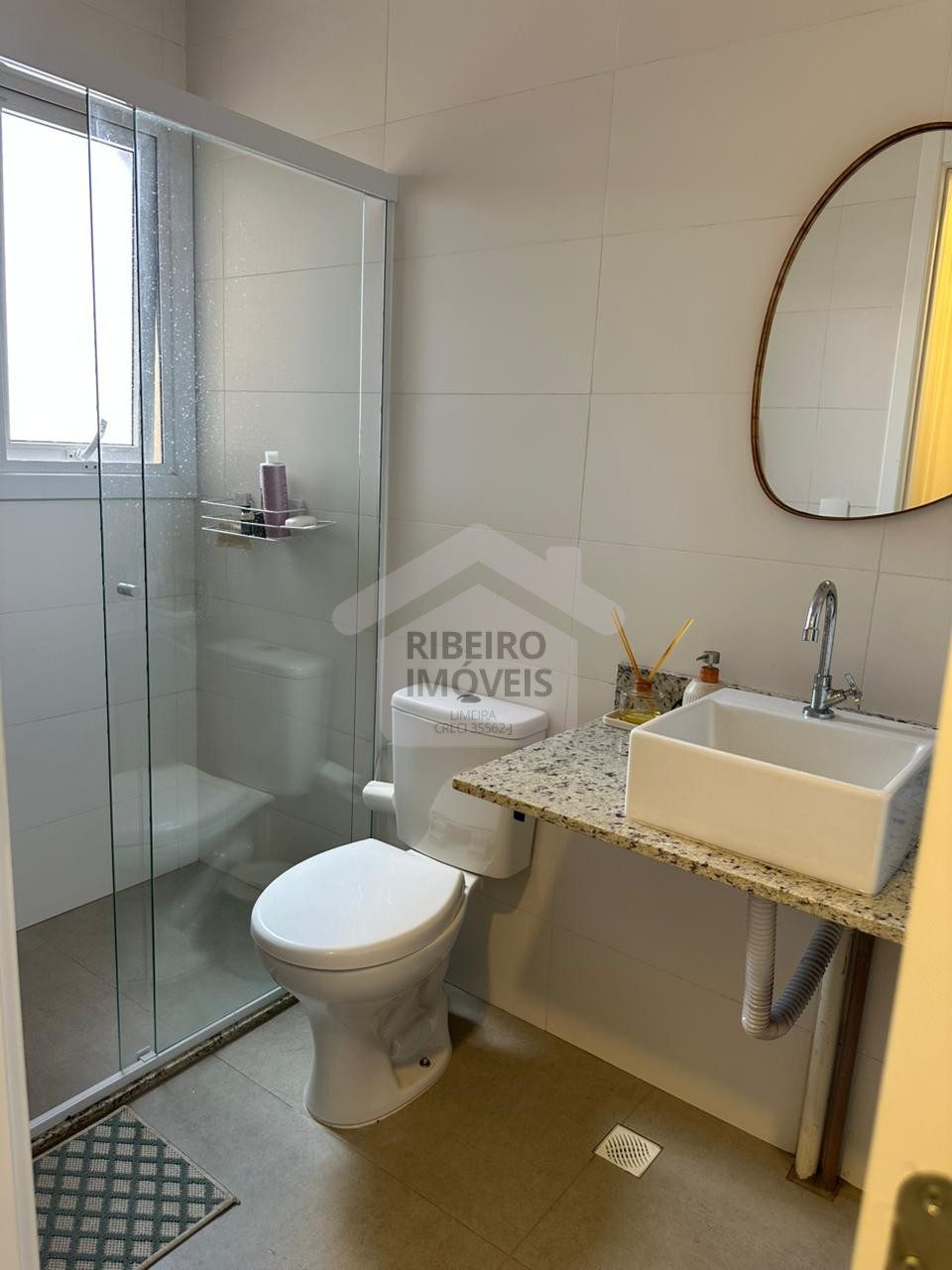 f7aa3860-6615-4084-806d-76b478d71fb6