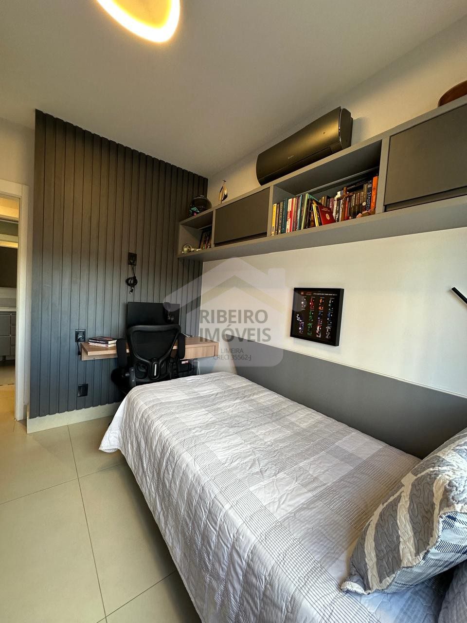 1bbe1f72-951f-4e4d-a1e0-27cd0149a5df