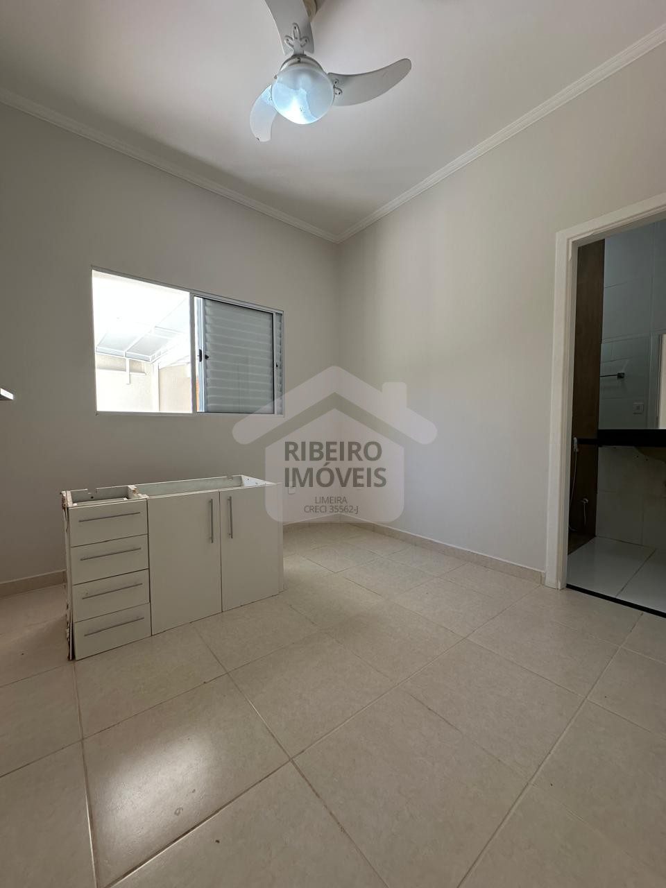 27f50e42-ab7e-4c57-8272-d6094cb2fd64