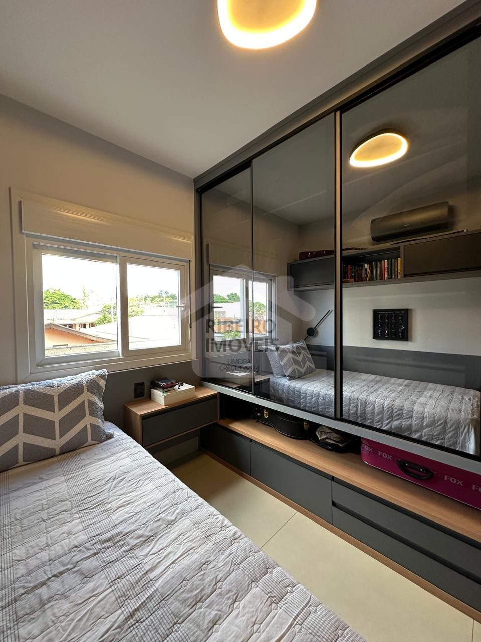 30d32d5c-bc3c-44c4-a27f-db509885b619