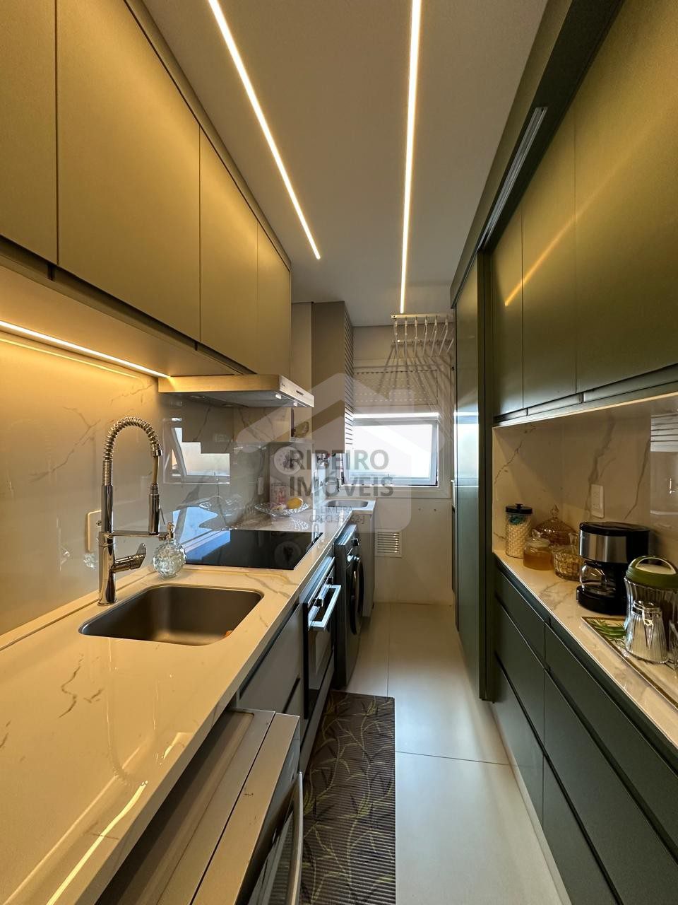 7f55e998-da5f-4afe-889c-9ea4093fd89c