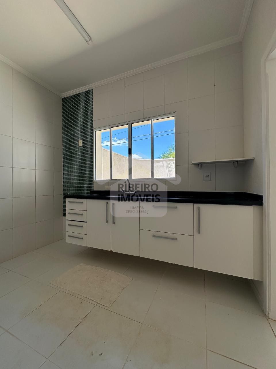 8e87e2b6-328b-4687-80a9-82338caa30d0