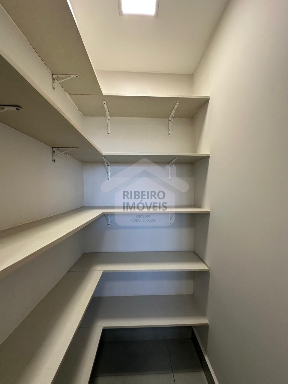 b0cd7e1b-7b04-4a37-9a7f-447914941003