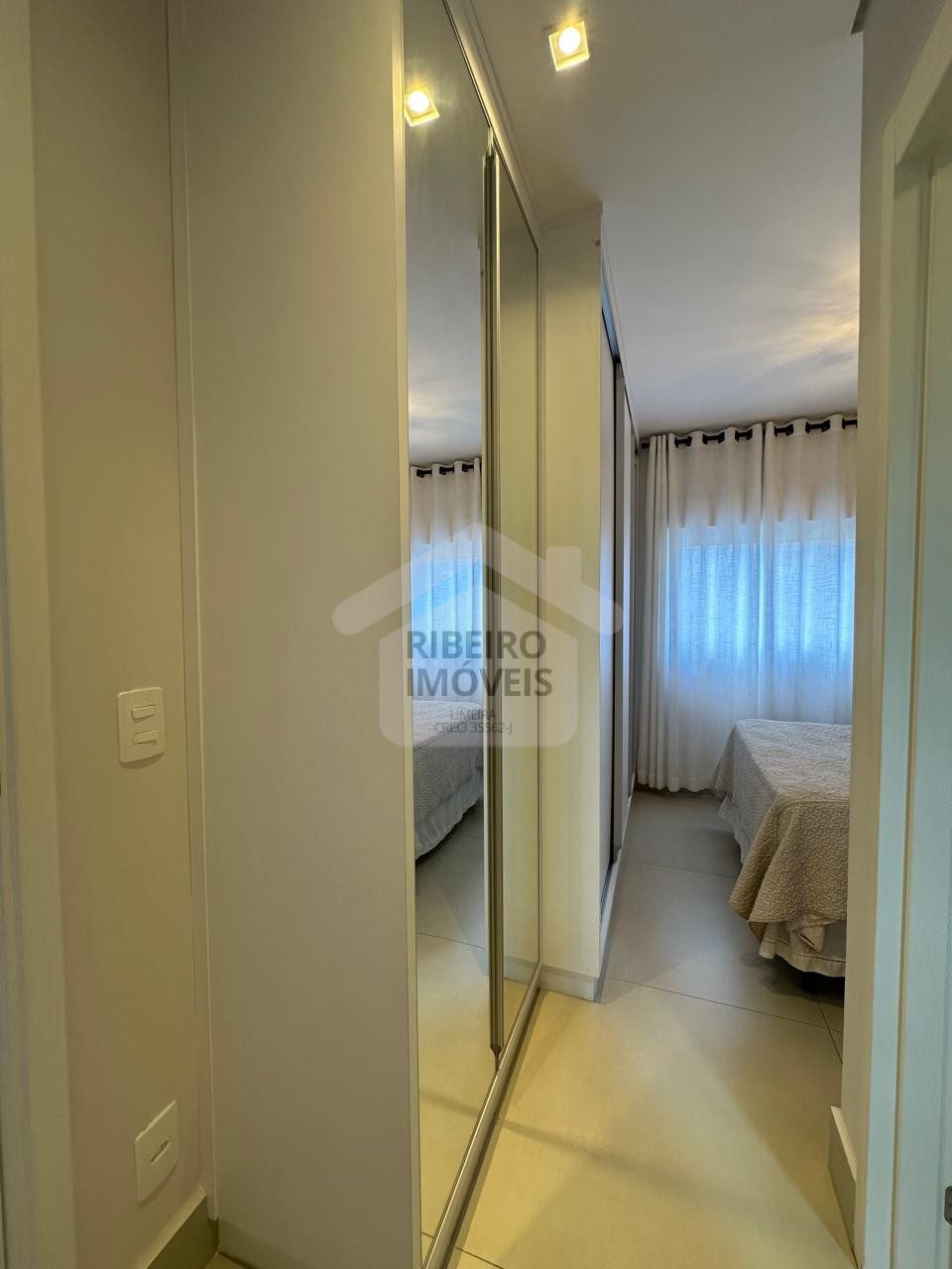 c5c1b63b-cb2f-48b3-8b4a-5241d72e7bed